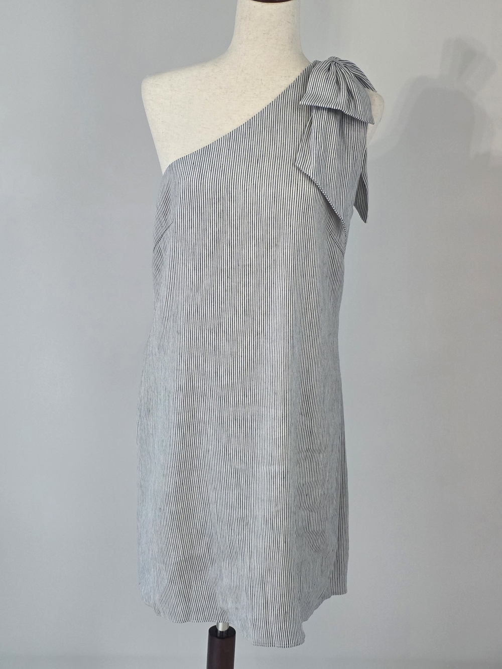 ANTONIO MELANI One-Shoulder Navy/ Ivory Stripped Linen Blend Dress Size 10